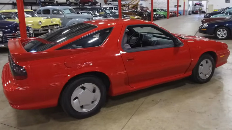 Red Dodge Daytona