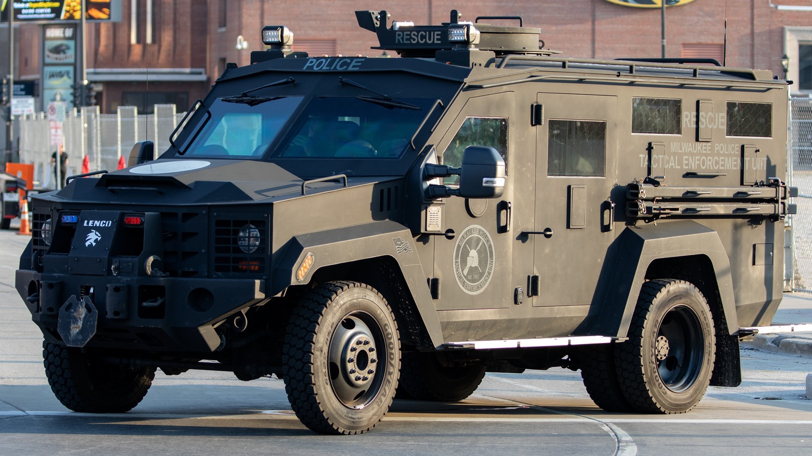 10 Of The Coolest SWAT Vehicles (And What They Can Do)