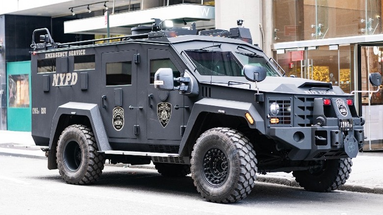 10 Of The Coolest SWAT Vehicles (And What They Can Do)