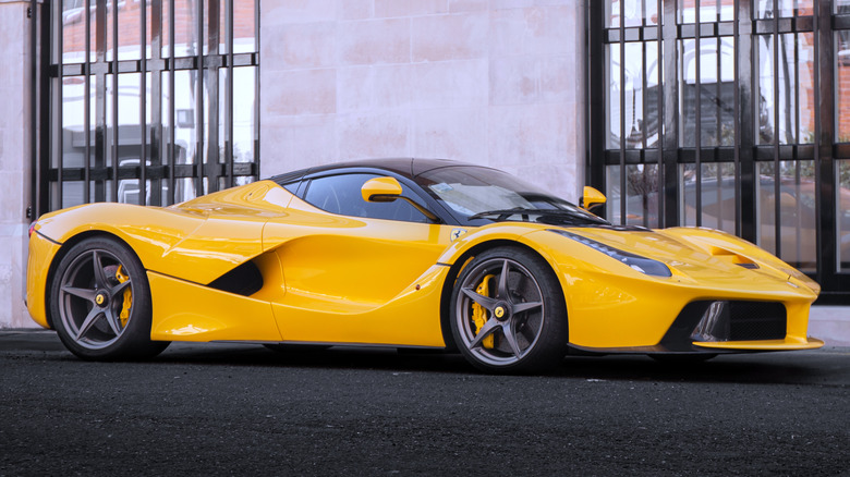 Ferrari LaFerrari Yellow