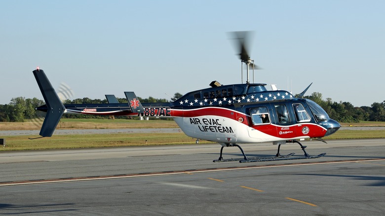 bell 206l helicopter takeoff landing tarmac