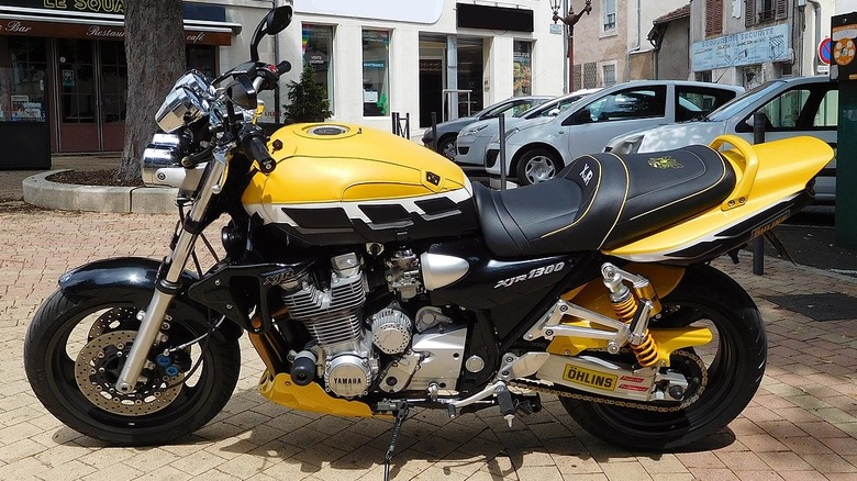 Yamaha XJR 1300 parked on street