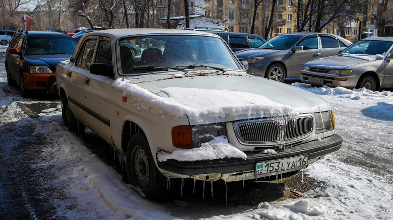 A GAZ 3110 Volga in the Russian winter.