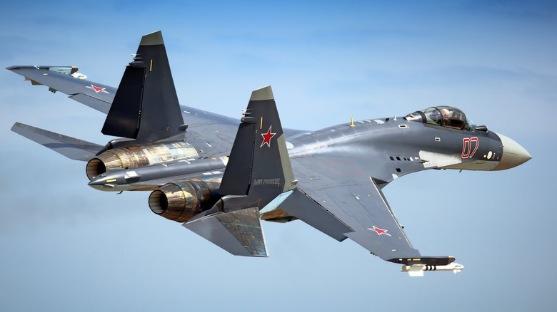 Su-35 Super Flanker fighter jet