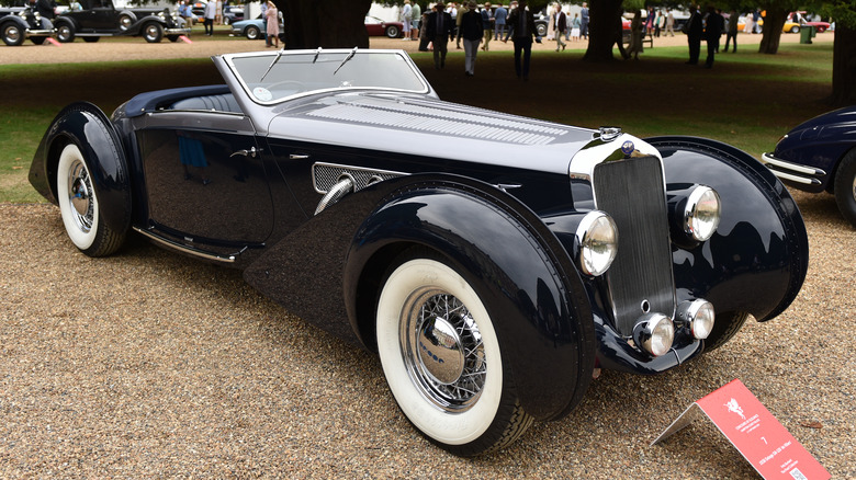 Delage D8-120 displayed at concours