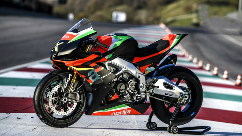 Aprilia RSV4 X