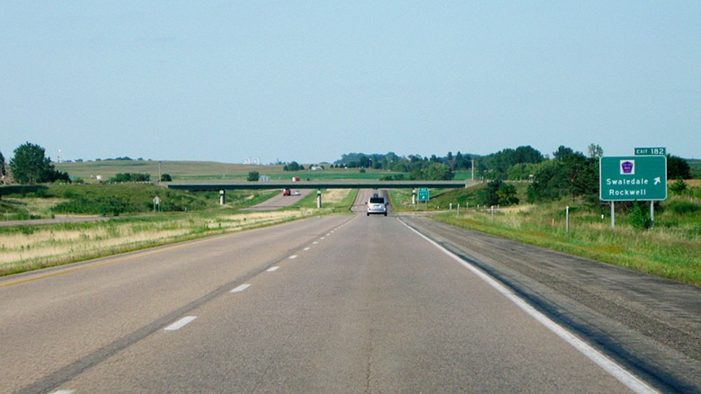 I-35 with cars heading towards Swaledale