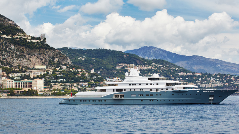 Radiant yacht in Monte-Carlo Bay