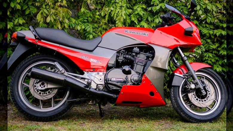 Kawasaki GPz900R Ninja