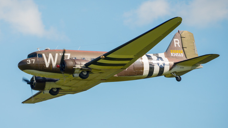 DC-3 in military livery