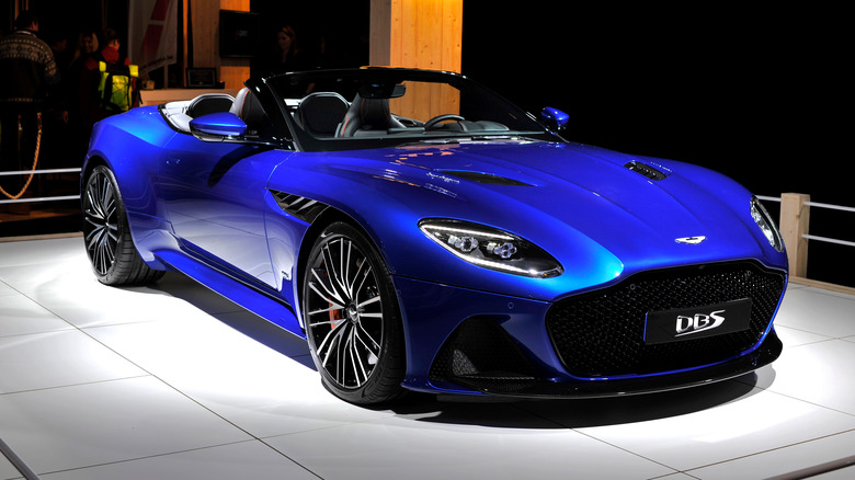 Aston Martin DBS Superleggera Volante