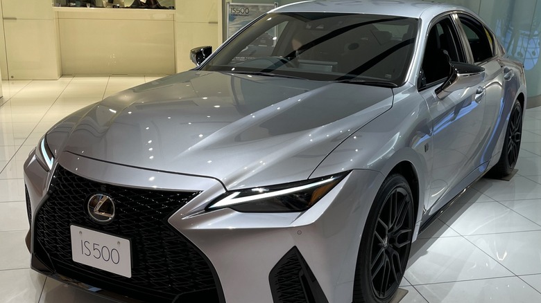 2023 Lexus IS 500