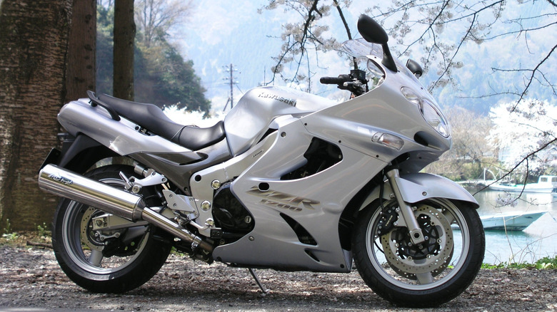 White 2004 Kawasaki ZZ-R1200 parked