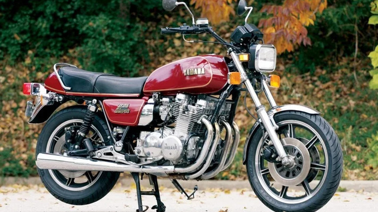 A Yamaha XS1100 parked by the street