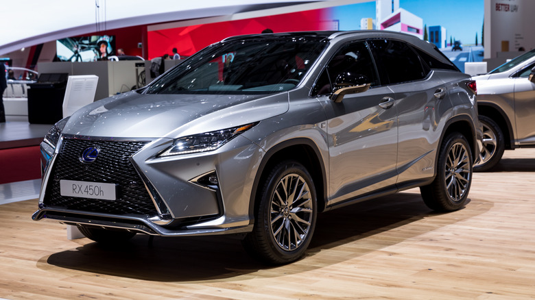 Lexus RX 450h+