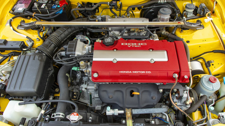 Honda B18C engine inside an Acura Integra Type R DC2