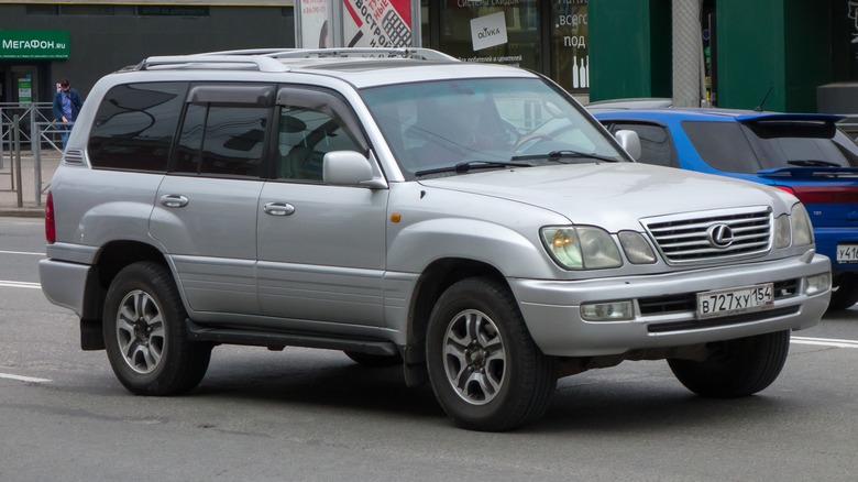 Lexus LX 470 on the street in Russia