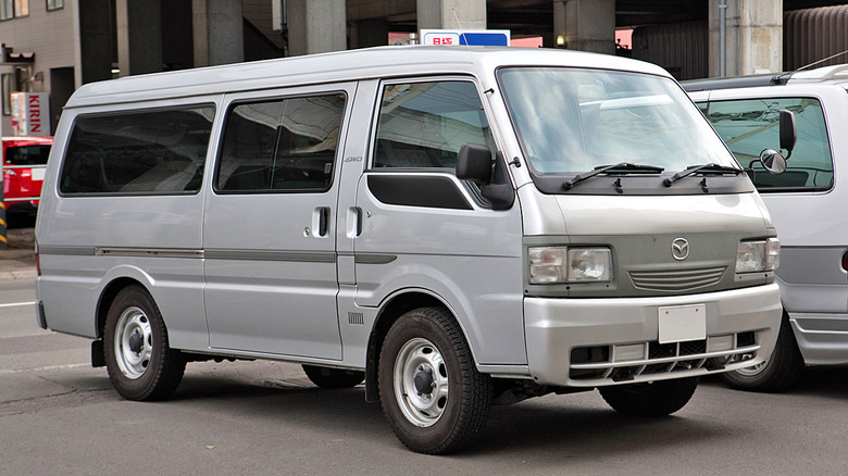 Mazda Bongo Brawny van