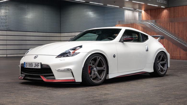 Nissan 370Z in building