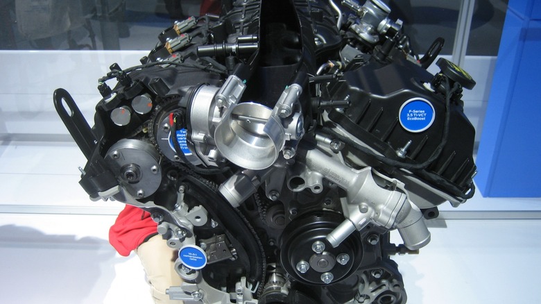 Ford Twin-Turbocharged 3.5-liter EcoBoost V6 engine