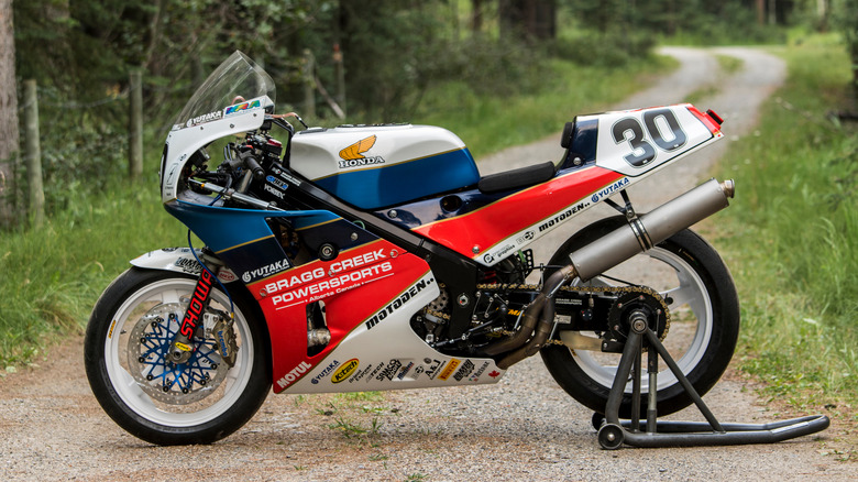 Honda RC30 (VFR750R) (1987)