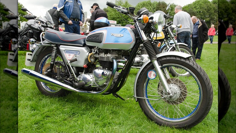 1977 Triumph Bonneville T140J Silver Jubilee parked on grass