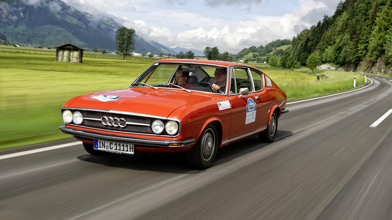 Audi 100 Coupe