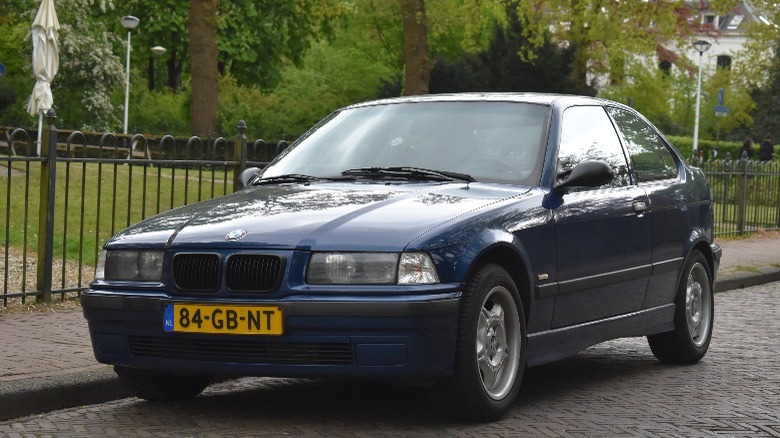 Blue BMW 3 Series E36