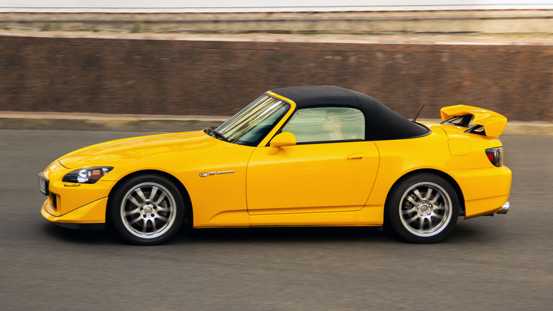 Honda S2000 side profile