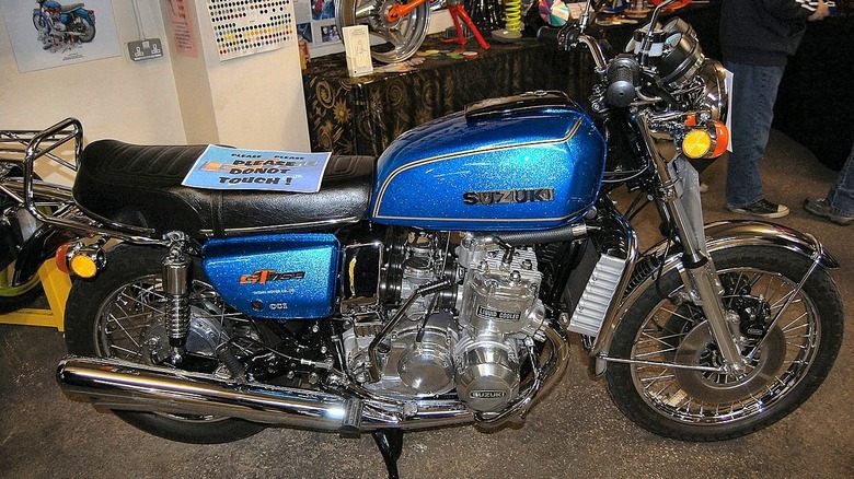 Suzuki GT750 LeMans