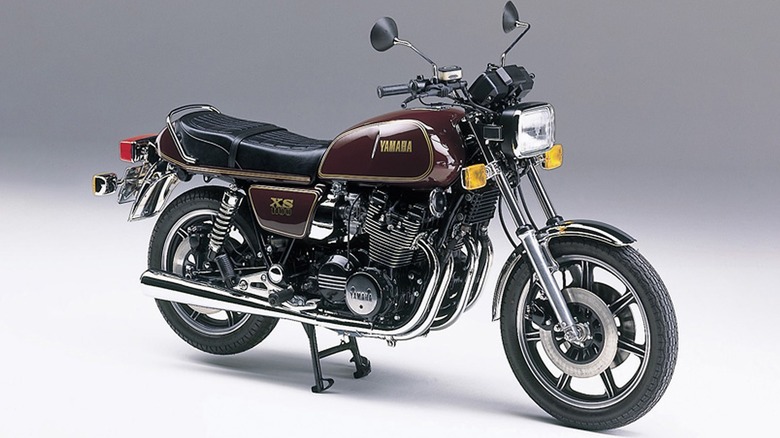 Yamaha M109 motorcycle
