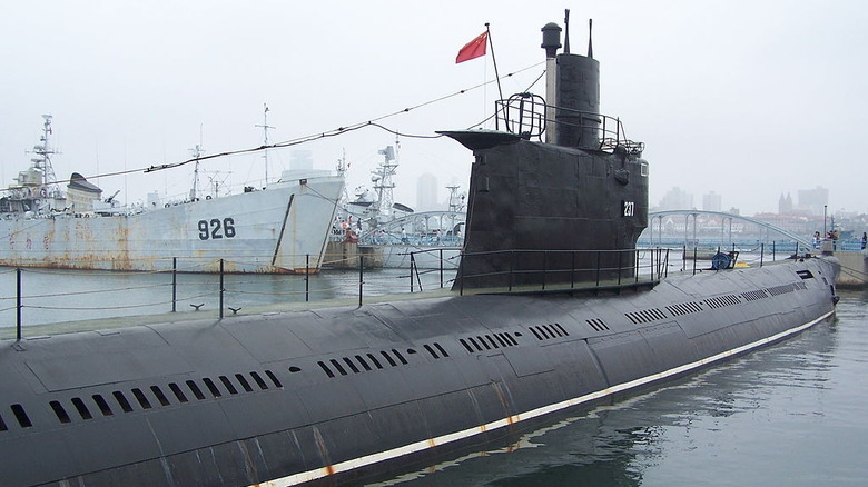 A docked Type 035