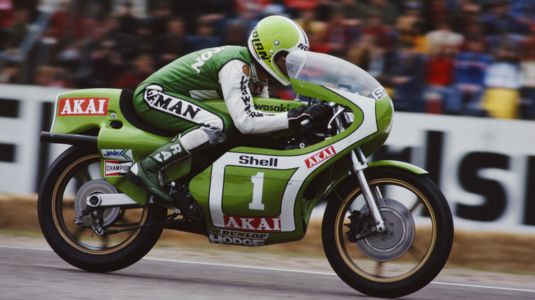 Kawasaki KR 250 race bike