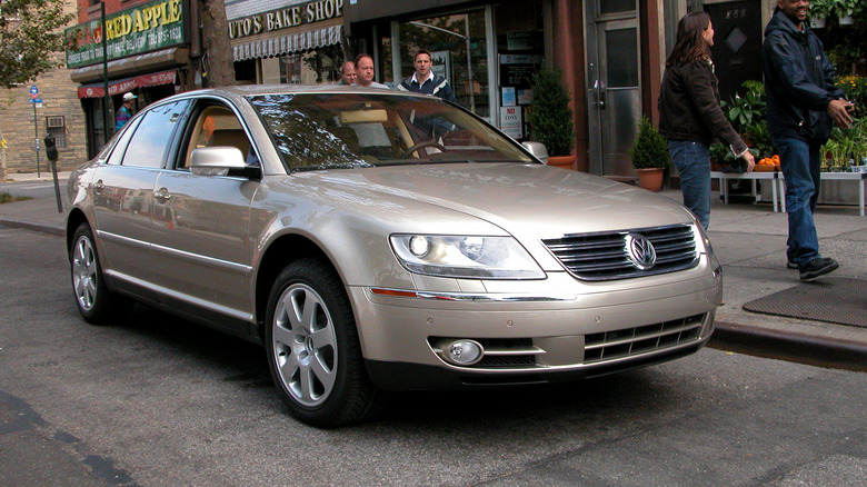 VW Phaeton in New York