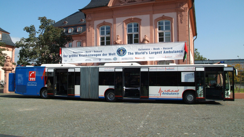 The Citaro Ambulance bus with Guinness World Record banner