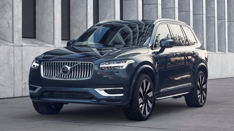 Volvo XC-90 Recharge