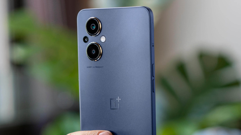 Closeup of OnePlus Nord N20