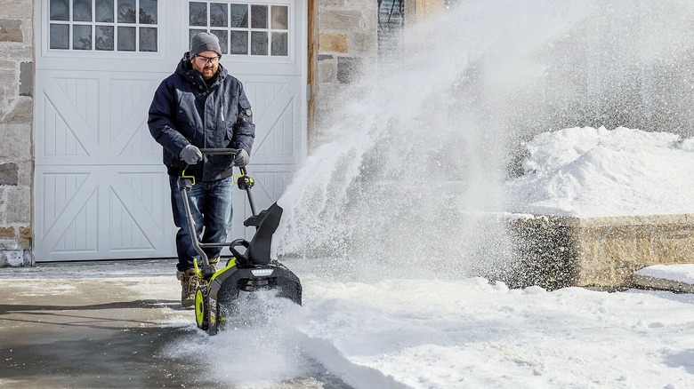 Ryobi 18 Inch Snow Blower