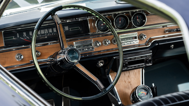 1963 Pontiac Grand Prix interior