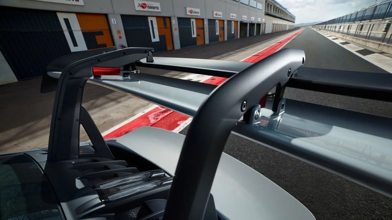 Porsche 911 GT3 RS spoiler