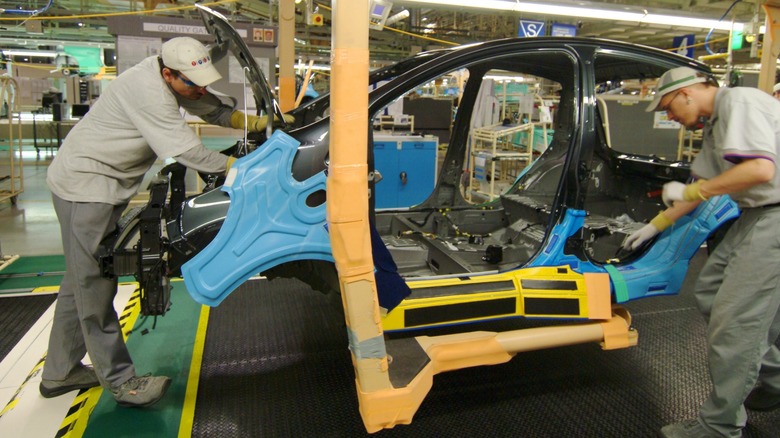 Toyota Aygo auto manufacturing