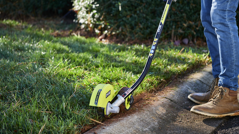 Ryobi Expand-It Edger