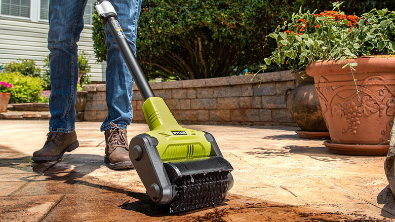 Ryobi Patio Cleaner cleaning patio