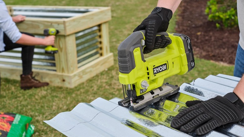 Ryobi jig saw cutting corrugated sheet