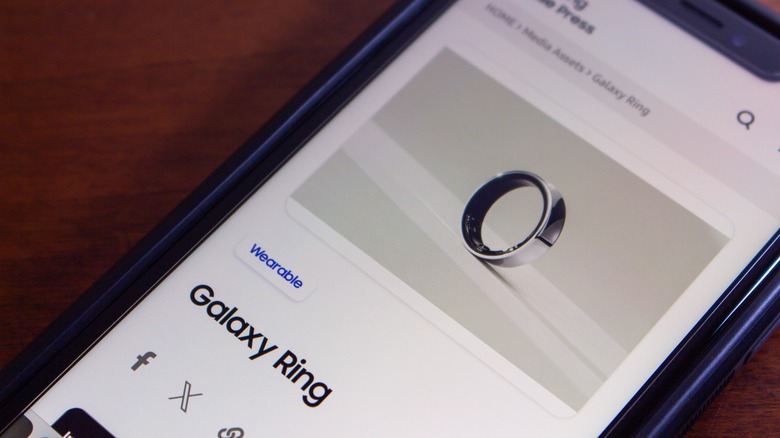 Samsung Galaxy Ring on a smartphone