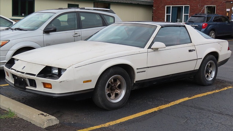 Chevrolet Iron Duke Camaro