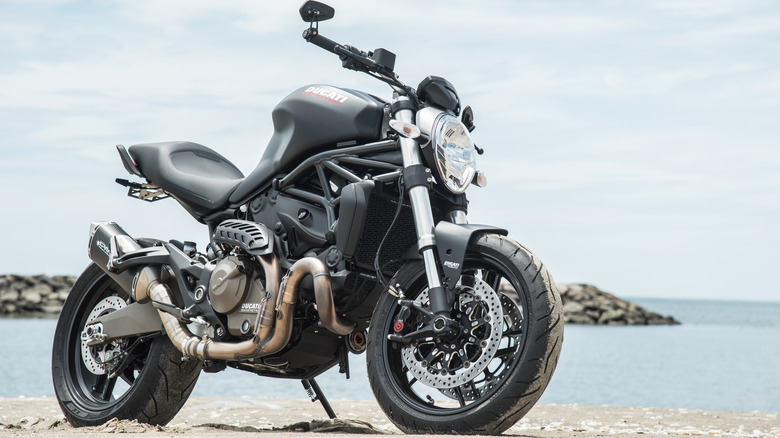 Ducati Monster 821