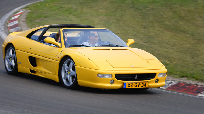 Ferrari F355 on track