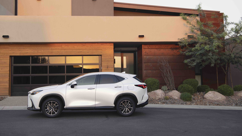 Lexus NX side profile