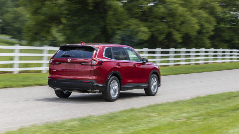 Honda CR-V rear 3/4 view at speed